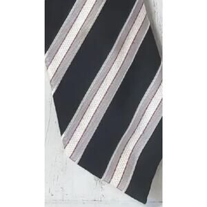 DONALD J. TRUMP Signature Collection Men's Silk Repp Tie Black Silver Handmade